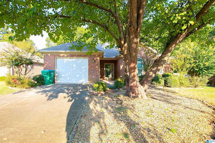 112 Oak Meadow Lane Oneonta, AL 35121