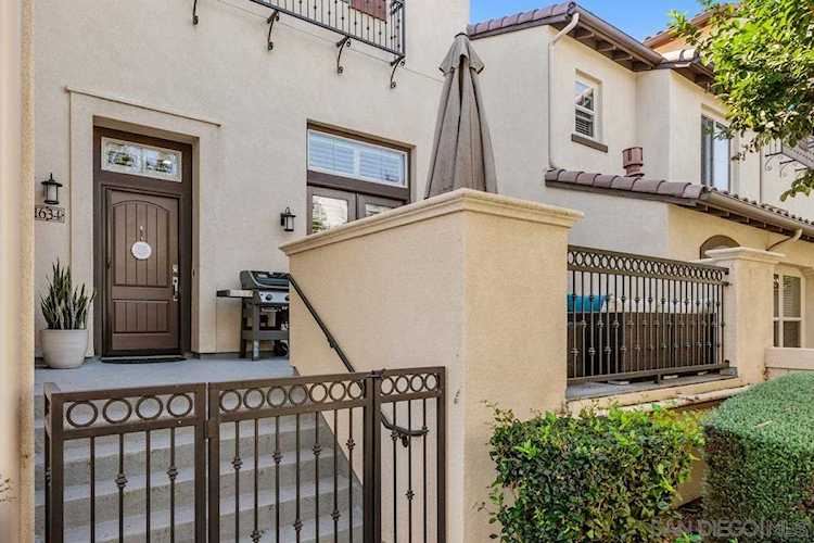 1634 Fairlead Ave Carlsbad, CA 92011