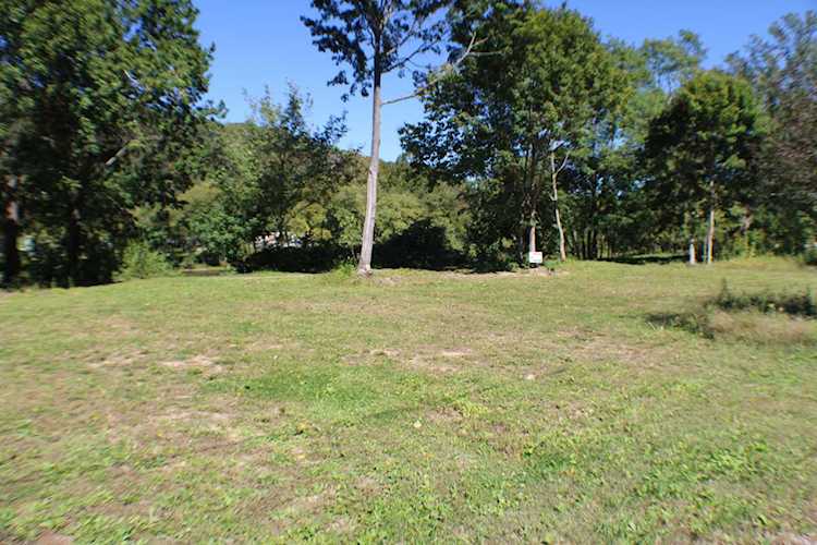 1st Ave Marlinton, WV 24954