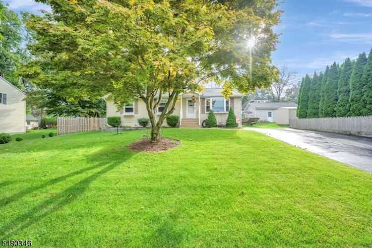 63 New York Ave Jefferson Twp., NJ 07849
