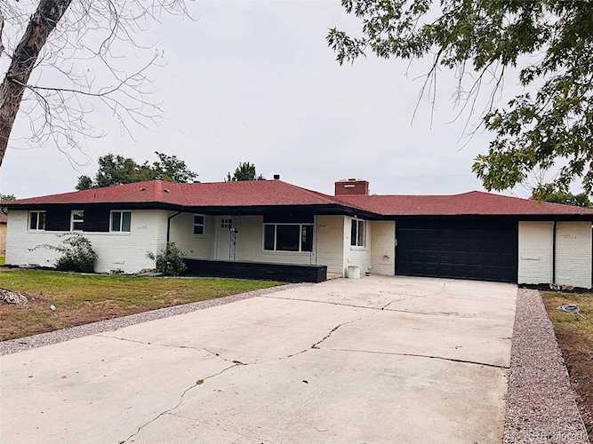 270 S Chase St Lakewood, CO 80226