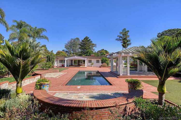 6070 La Jolla Mesa Dr. La Jolla, CA 92037
