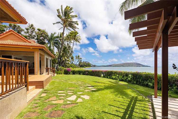 5505 Kalanianaole Highway Honolulu, HI 96821