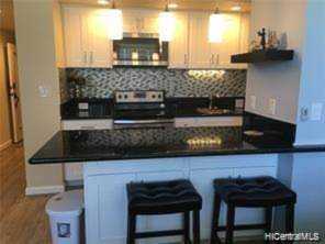 2500 Kalakaua Avenue #1106 Honolulu, HI 96815