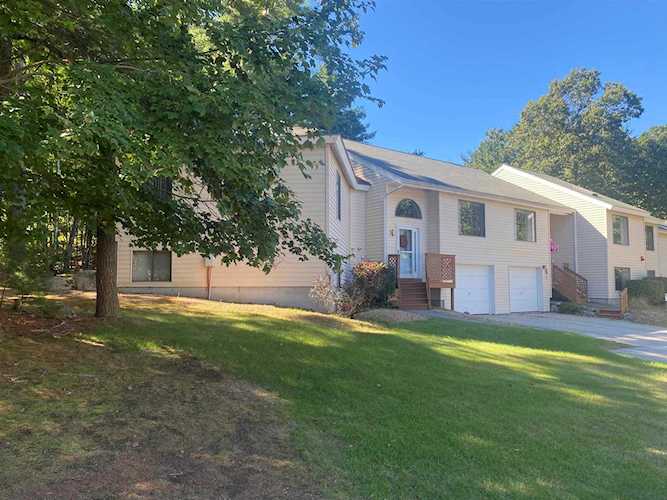 43 Ridgewood Dr Atkinson, NH 03811