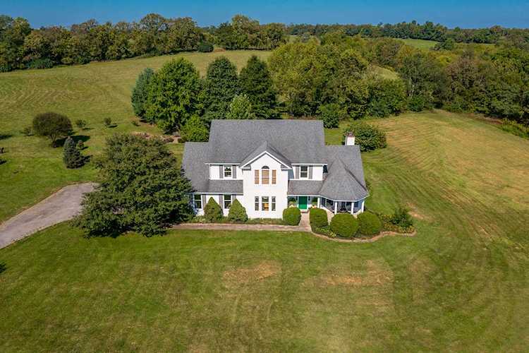 1924 Wades Mill Rd Winchester, KY 40391