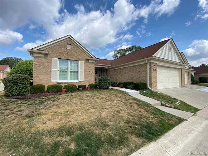 37809 Maple Clinton Township, MI 48036