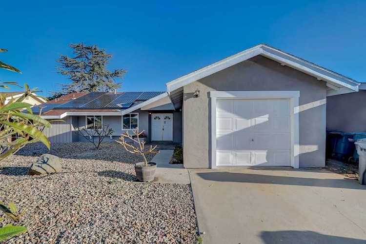 1944 Lorri Way Escondido, CA 92026
