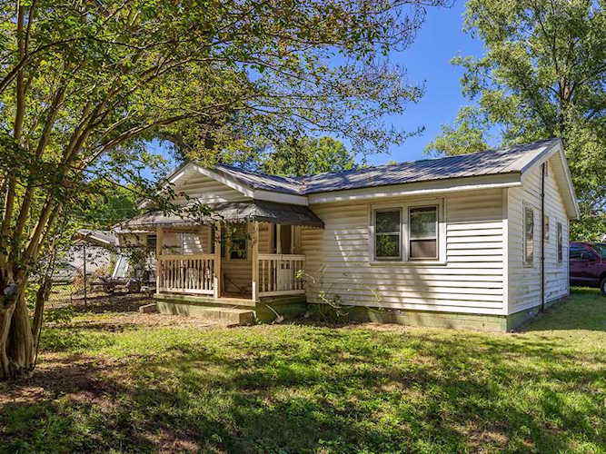 8157 Rollins St Spartanburg, SC 29303