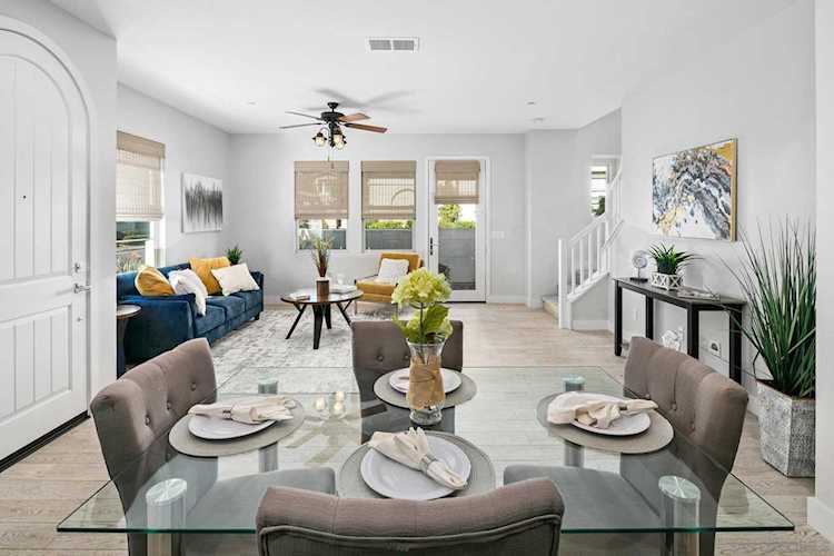 1676 Shorebreak Way Encinitas, CA 92024