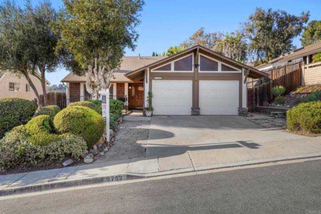 9752 Paseo Montril San Diego, CA 92129