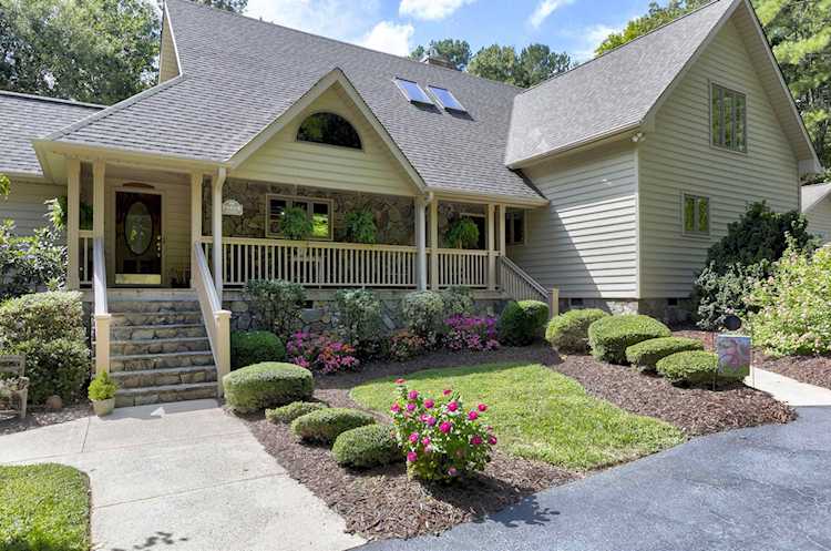 4023 New Sharon Church Road Hillsborough, NC 27278