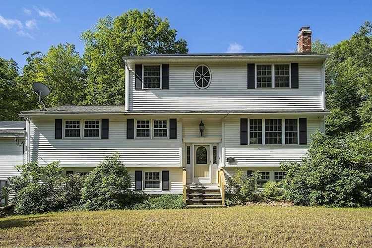 106 Barker Hill Rd in Townsend, MA - Century 21 New England Photo 1