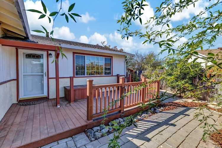 5 Corbin Drive American Canyon, CA 94503