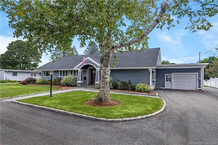 20 Ledge Road Old Saybrook, CT 06475