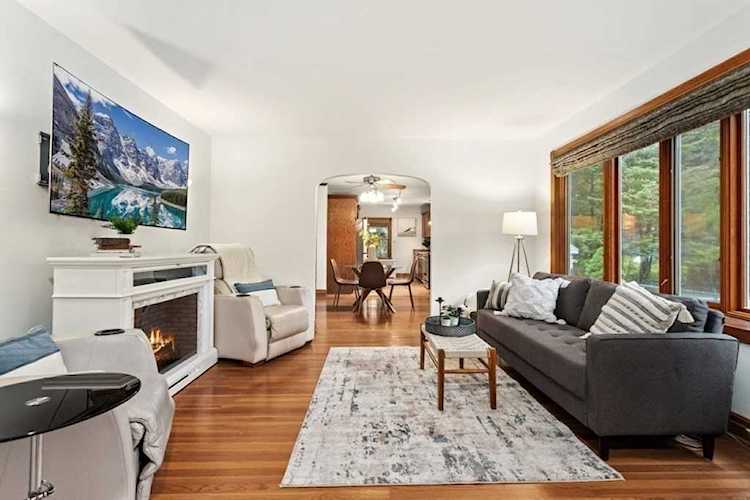 120 Oak Street Wakefield, MA 01880