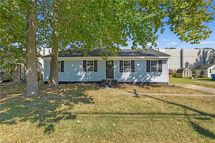 5341 Libertyville Rd Chesapeake, VA 23320