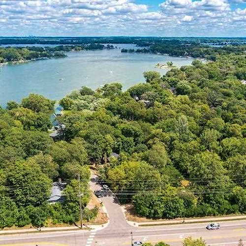 5573 Sherwood Drive Mound, MN 55364