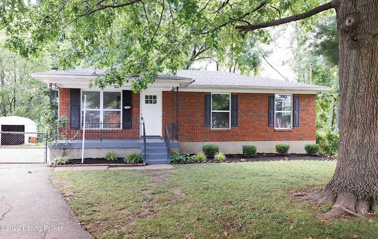 5800 Robinhood Ln Louisville, KY 40219 | MLS 1618873 Photo 1