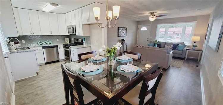 1605 Ekstine Dr Portsmouth, VA 23701 home for sale, MLS#10457017 - Crescas Real Estate Photo 1