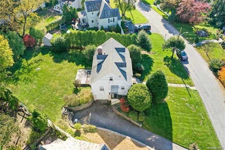 4 Calton Road New Rochelle, NY 10804