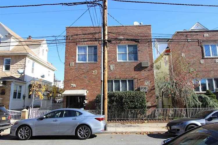 2067 W 7th St Brooklyn, NY 11223 | MLS 466964 Photo 1