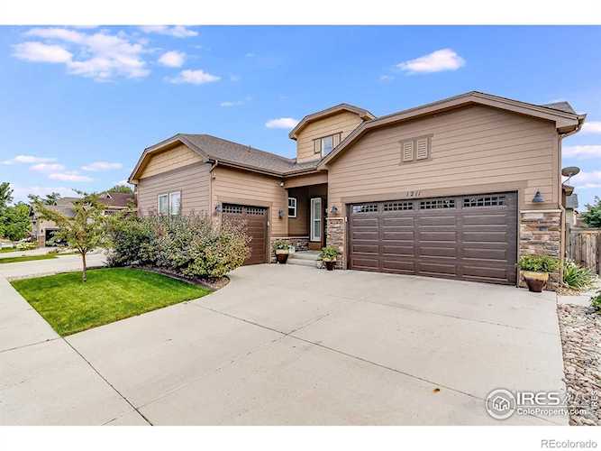 1211 Peony Way Fort Collins, CO 80525