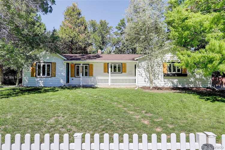 9605 W 11th Ave Lakewood, CO 80215