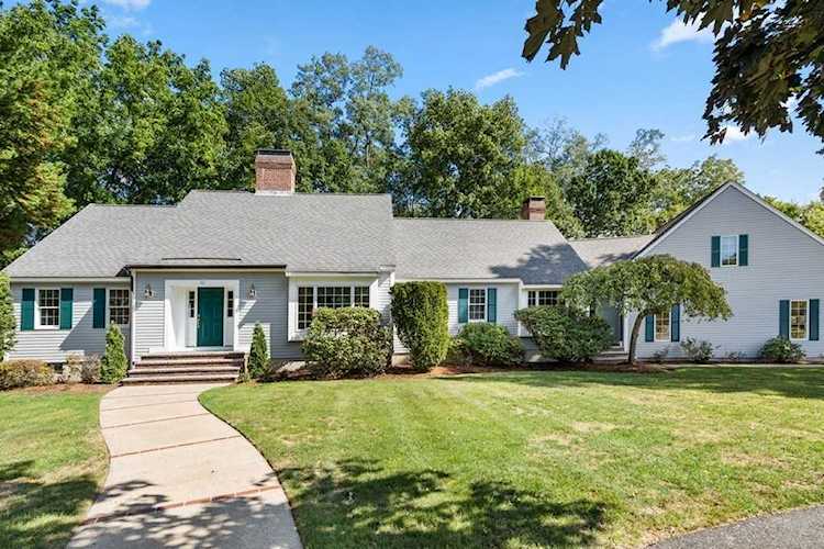 12 Surrey Lane Danvers, MA 01923 | MLS 73040955 Photo 1