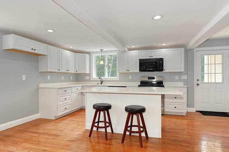 2493 Main St Tewksbury, MA 01876