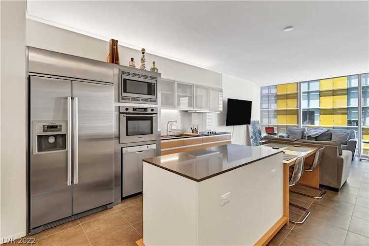 3722 Las Vegas Blvd #2309 Las Vegas, NV 89158