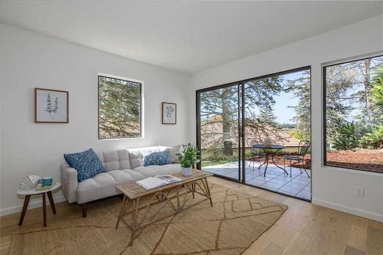 972 Miramonte Dr #4 Santa Barbara, CA 93109 | MLS 22-3162 Photo 1