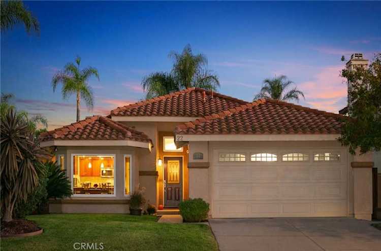22 Via Solano Rancho Santa Margarita, CA 92688