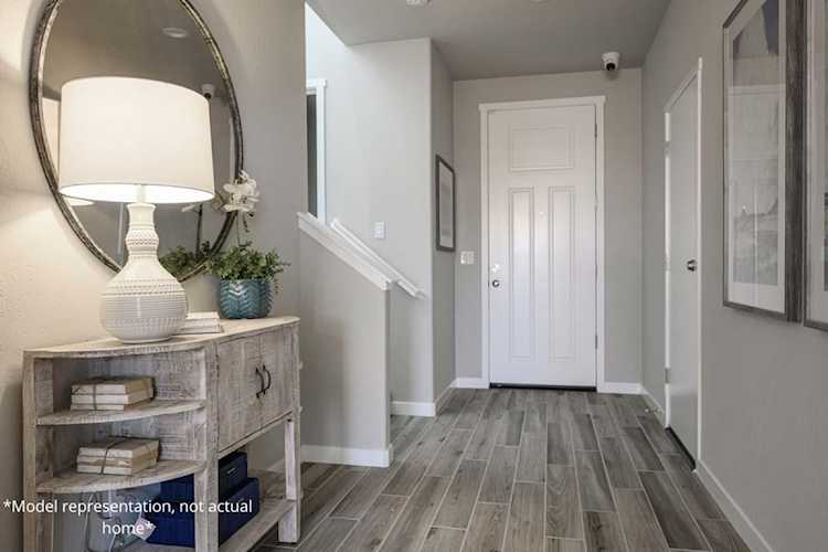 6101 W Swift Avenue Fresno, CA 93723