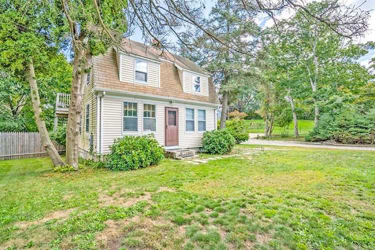 1508 State Rd Plymouth, MA 02360