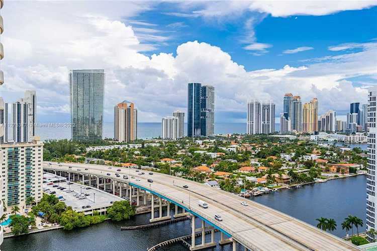 19355 Turnberry Way #22E Aventura, FL 33180