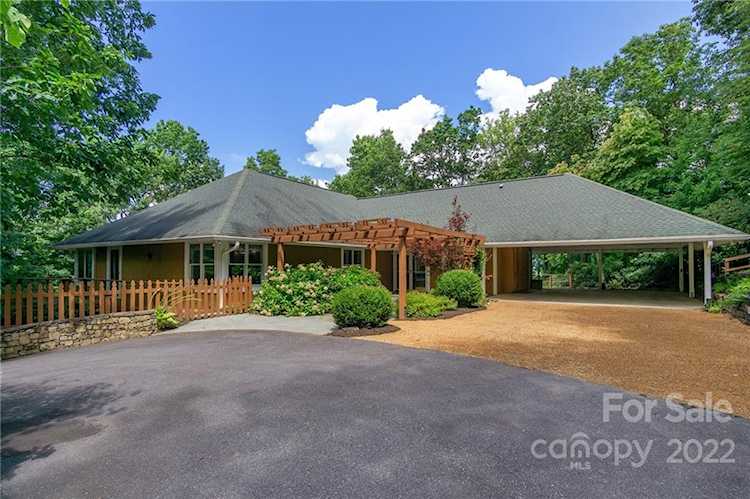 57 Last Resort Rd Black Mountain, NC 28711