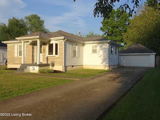 10409 La Plaza Ave Louisville, KY 40272 | MLS 1618291 Photo 1