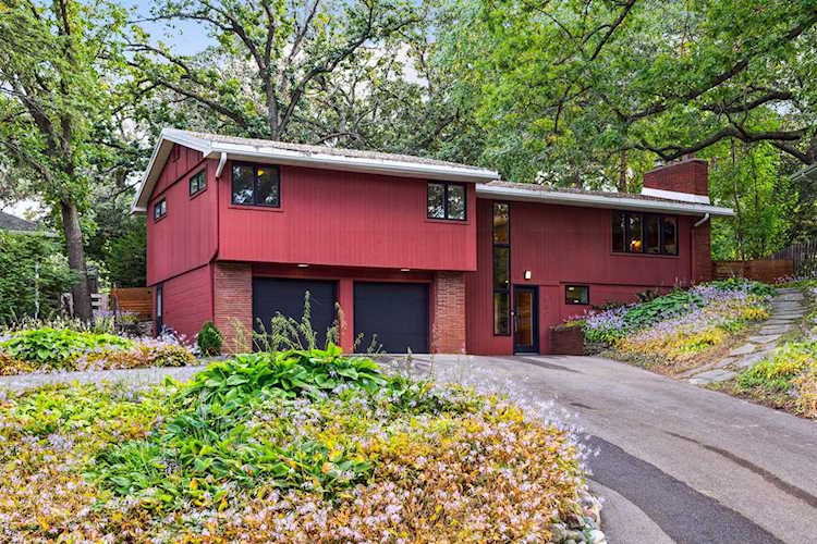 1520 Edgewater Avenue Arden Hills, MN 55112