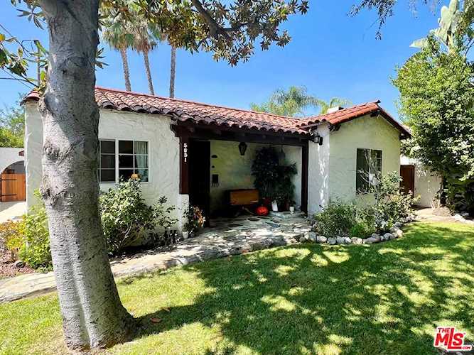 5651 Case Ave North Hollywood, CA 91601 | MLS 22201137 Photo 1