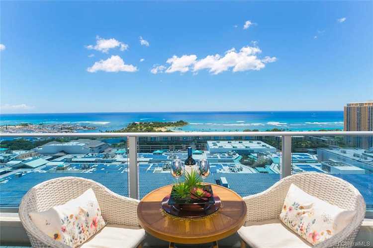1391 Kapiolani Boulevard #2711 Honolulu, HI 96814 | MLS 202219751 Photo 1