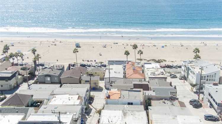 121 Seaview St Manhattan Beach, CA 90266