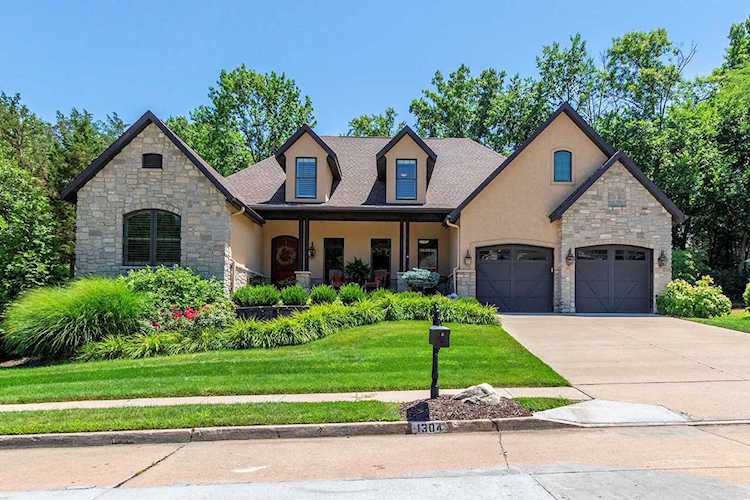 1304 Sutton DR Columbia, MO 65203