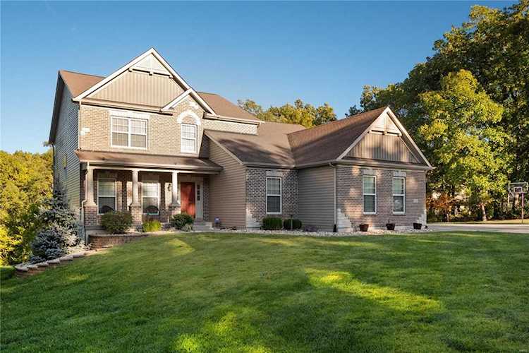 1250 Wild Horse Ridge Dr Defiance, MO 63341