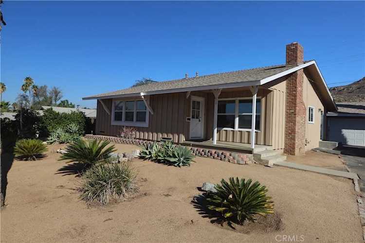 619 Massachusetts Ave Riverside, CA 92507
