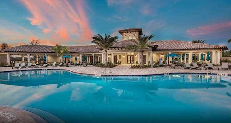 530 SE Vallarta Drive Port Saint Lucie, FL 34984