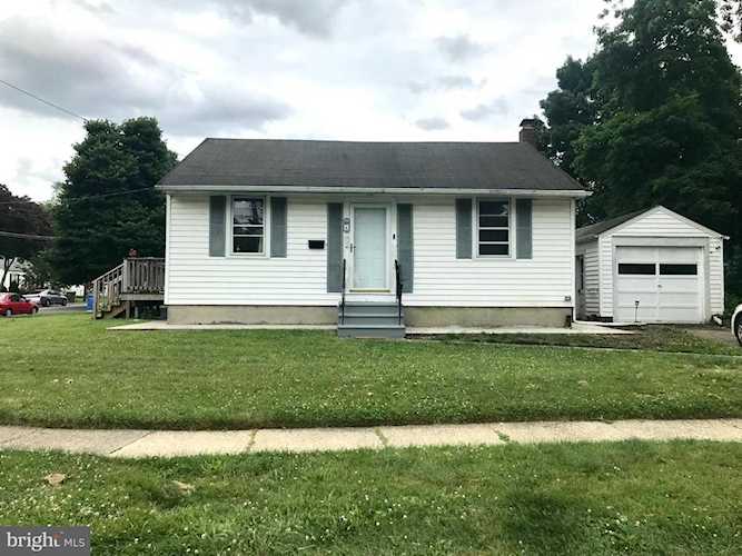 4 Shepherd Rd Cherry Hill, NJ 08034