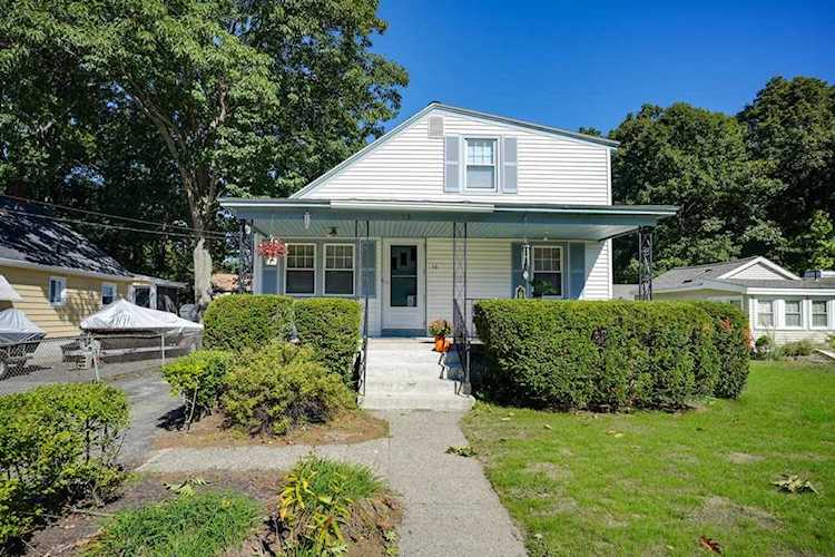 13 Jordan Rd Shrewsbury, MA 01545