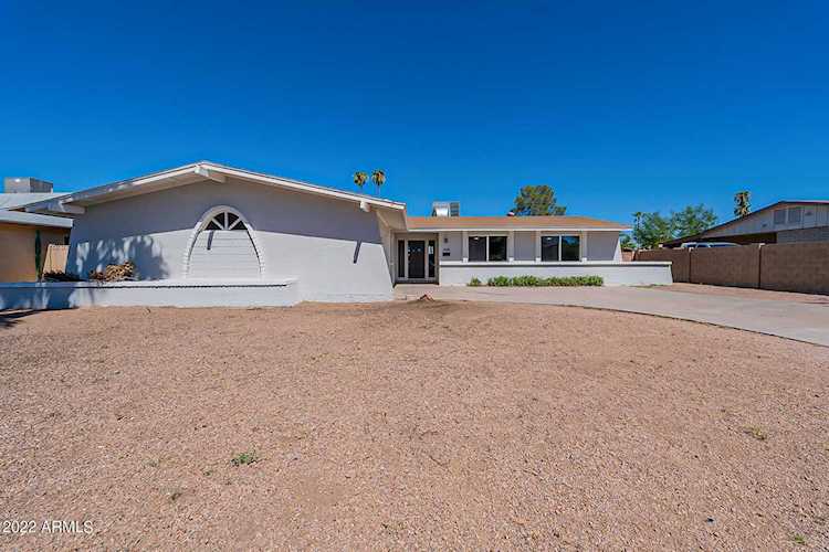 2350 W Del Campo Circle Mesa, AZ 85202