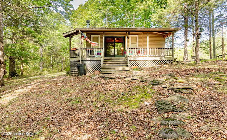 1099 Goose Creek Rd Bagdad, KY 40003